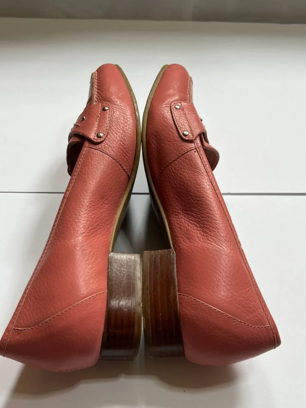 Auditions Pink Pebbled Leather Loafers  W 8 1/2